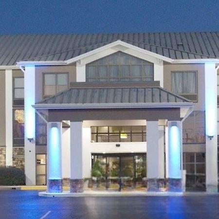 Holiday Inn Express Anderson I-85 - Exit 27- Highway 81 By Ihg Екстериор снимка
