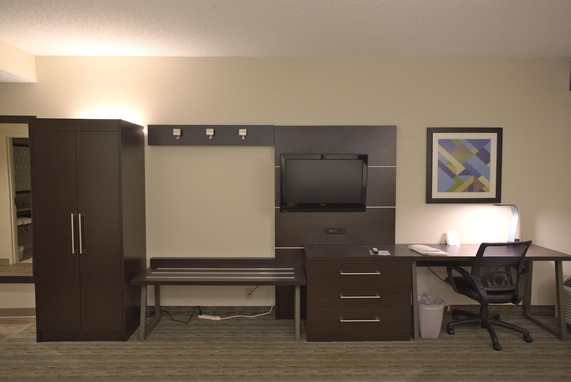 Holiday Inn Express Anderson I-85 - Exit 27- Highway 81 By Ihg Екстериор снимка
