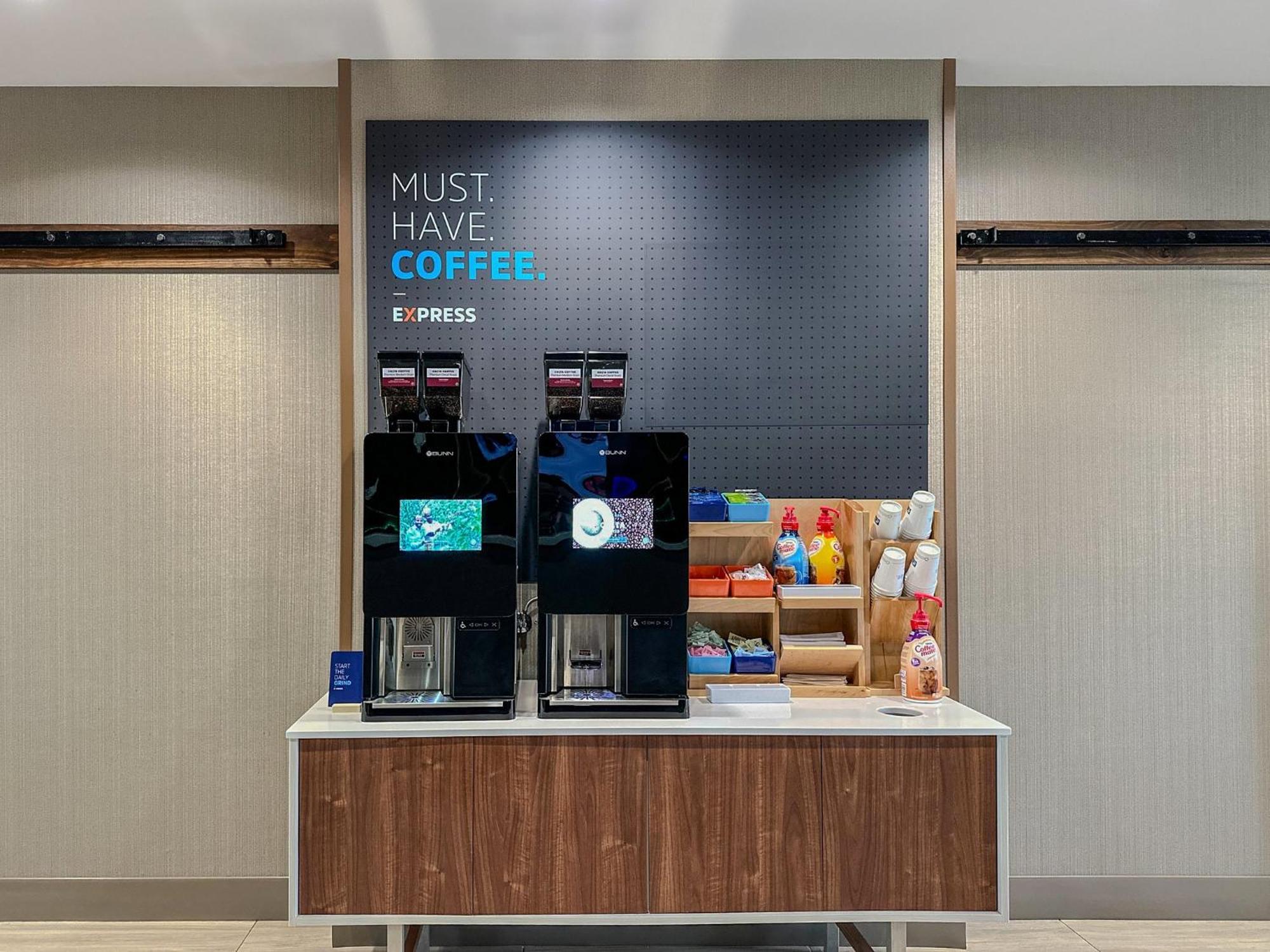 Holiday Inn Express Anderson I-85 - Exit 27- Highway 81 By Ihg Екстериор снимка