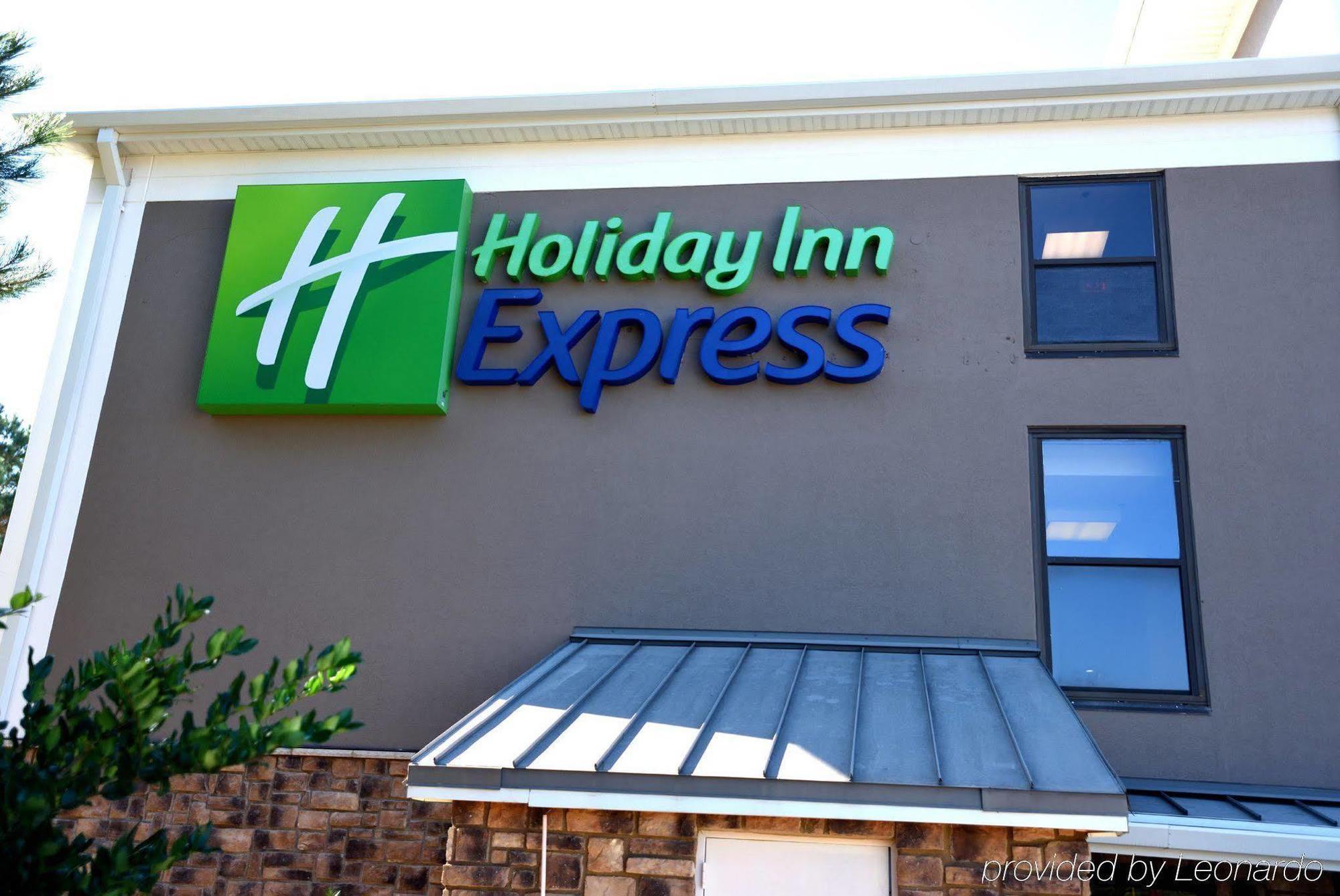 Holiday Inn Express Anderson I-85 - Exit 27- Highway 81 By Ihg Екстериор снимка