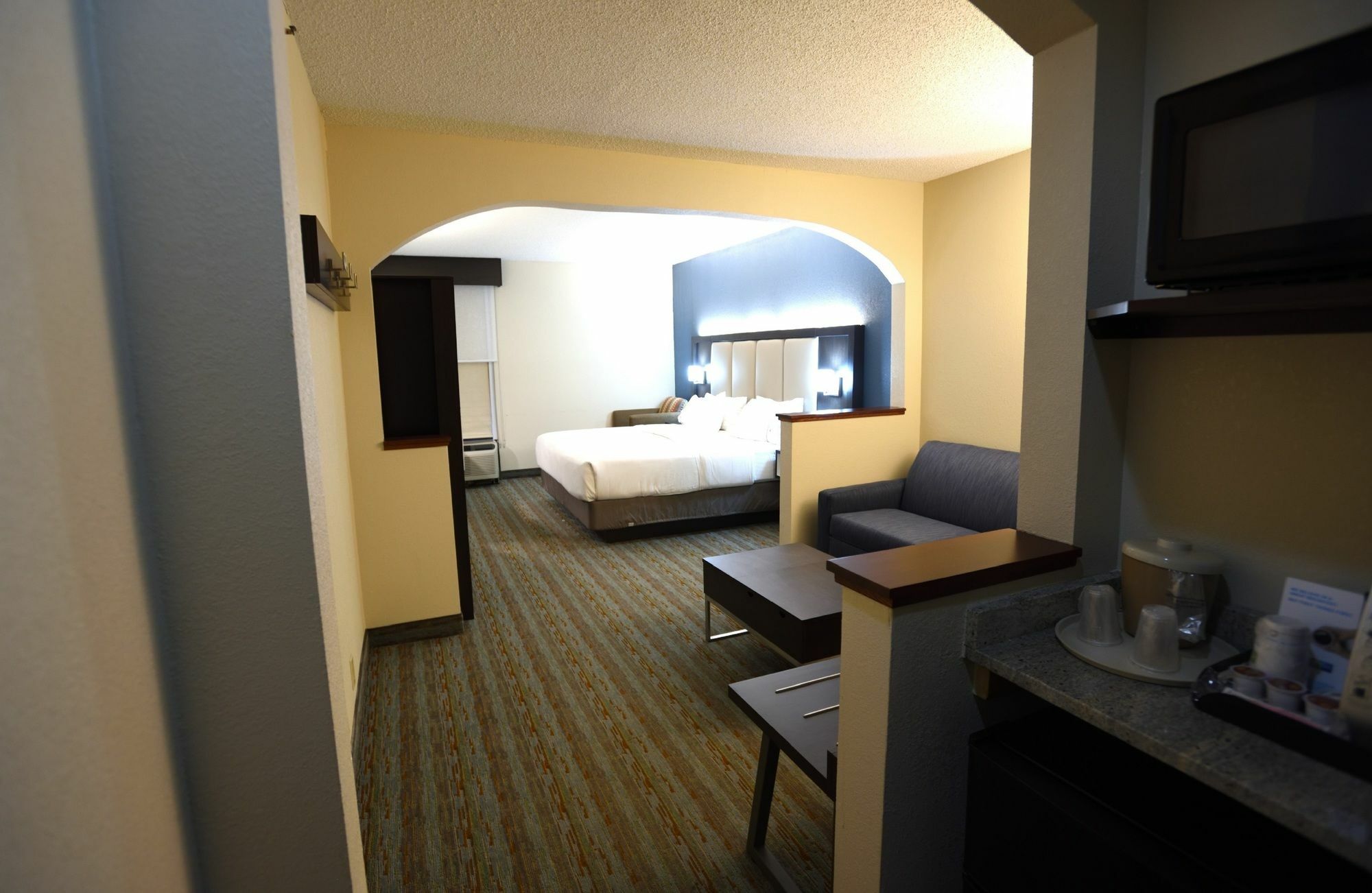 Holiday Inn Express Anderson I-85 - Exit 27- Highway 81 By Ihg Екстериор снимка
